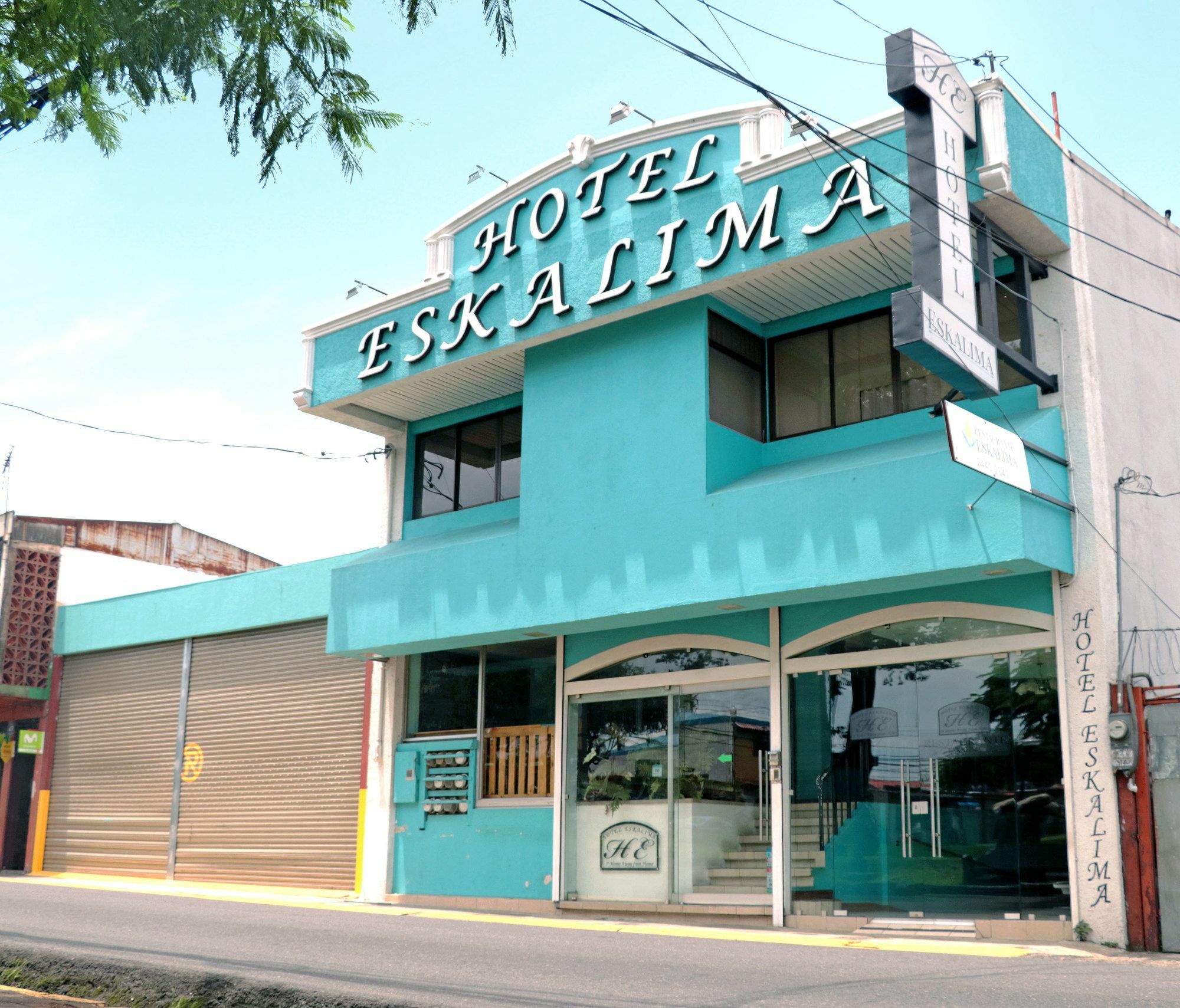 Eskalima Hotel Alajuela Exterior photo